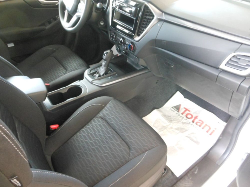 Isuzu D-Max Pick-up nuova a Chieti (20)