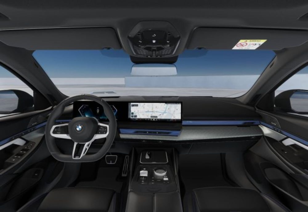 BMW i5 Touring nuova a Modena (11)