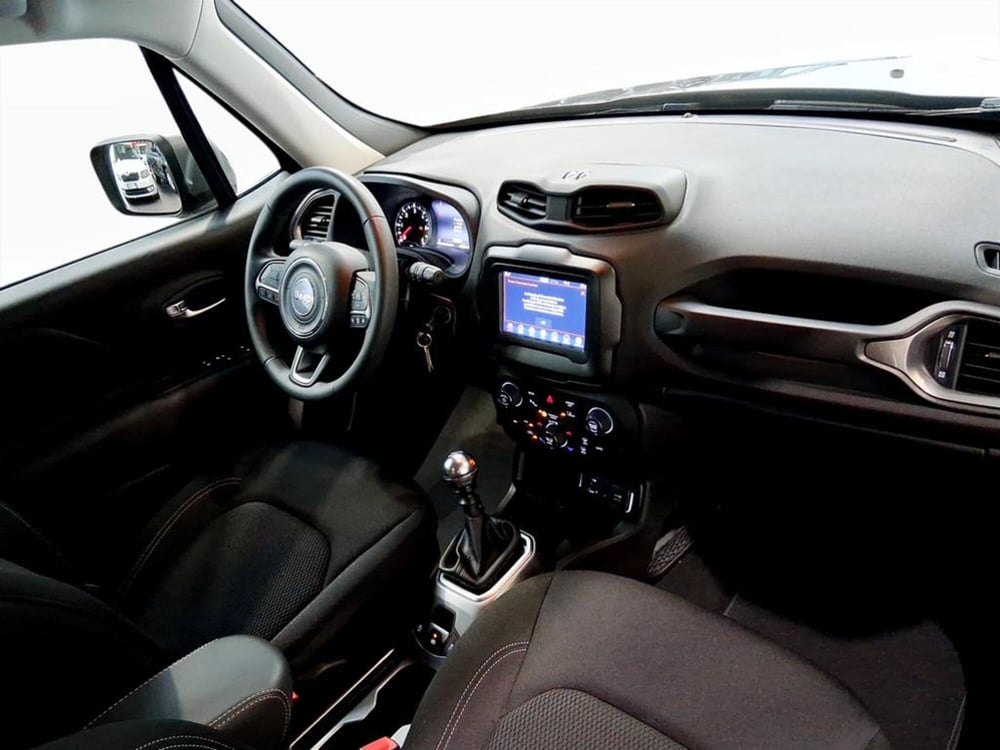 Jeep Renegade usata a Padova (10)