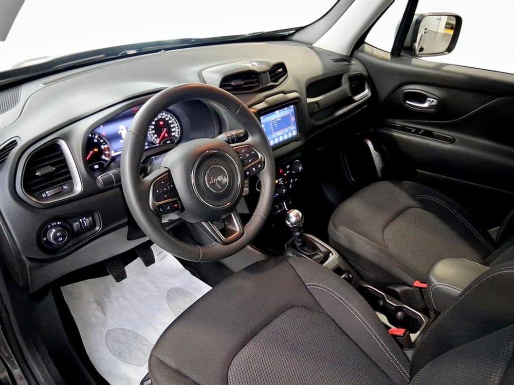Jeep Renegade usata a Padova (12)