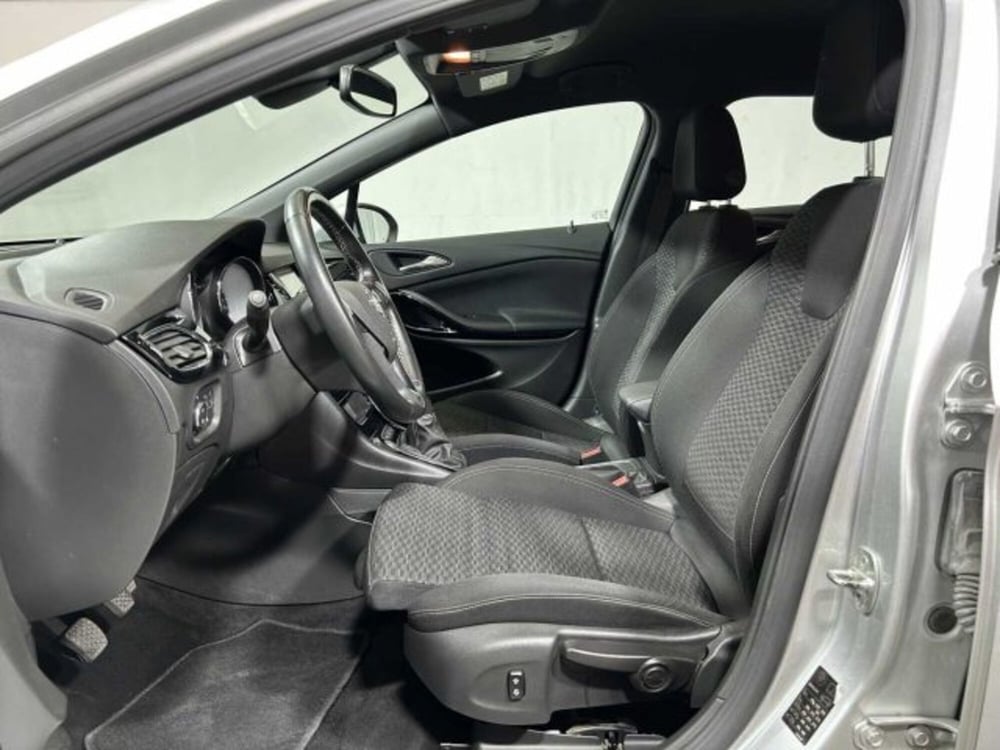 Opel Astra Station Wagon usata a Sondrio (10)