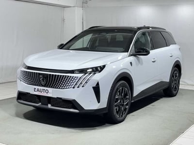 Peugeot 5008 1.2 hybrid GT 145cv e-dcs6 nuova a Caspoggio