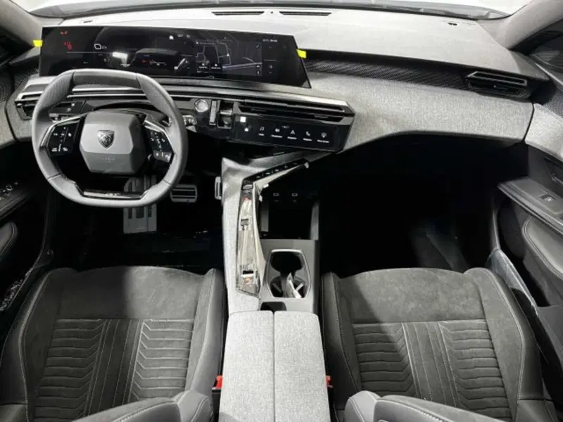 Peugeot 5008 nuova a Sondrio (13)