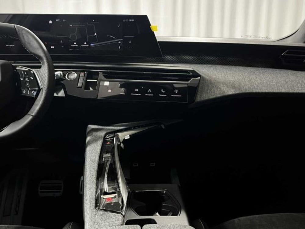 Peugeot 5008 nuova a Sondrio (15)