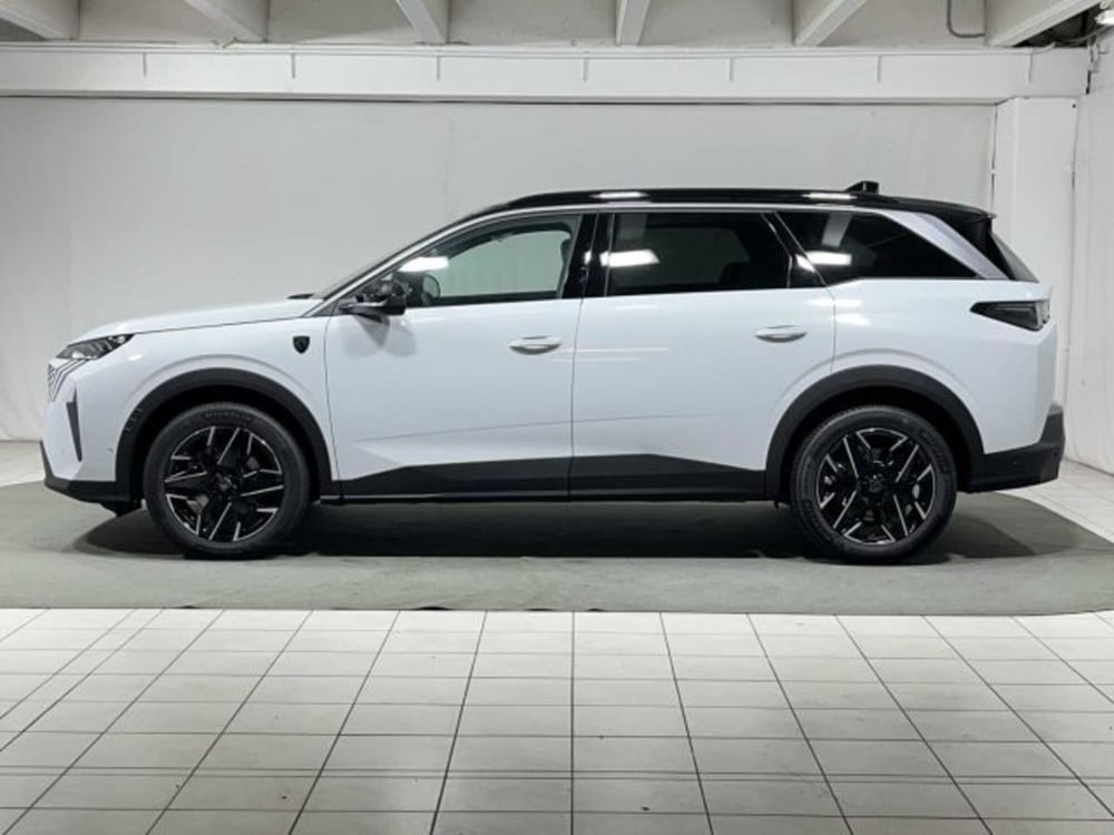 Peugeot 5008 nuova a Sondrio (2)
