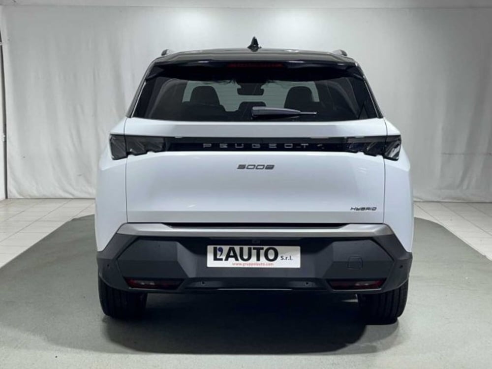 Peugeot 5008 nuova a Sondrio (4)