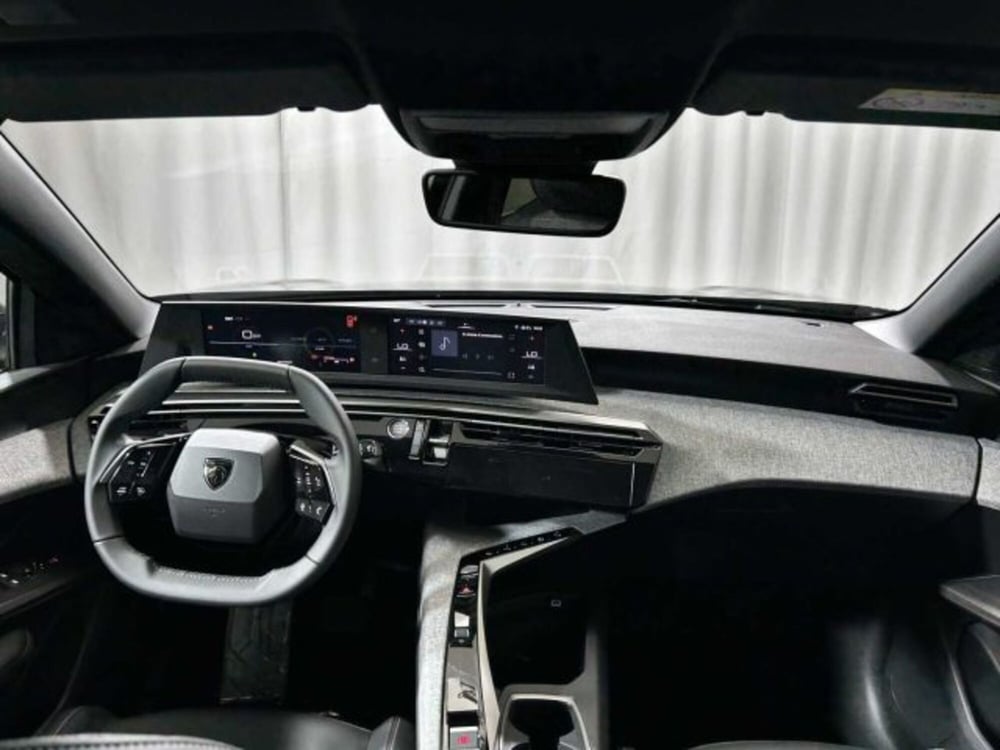 Peugeot 5008 nuova a Sondrio (12)