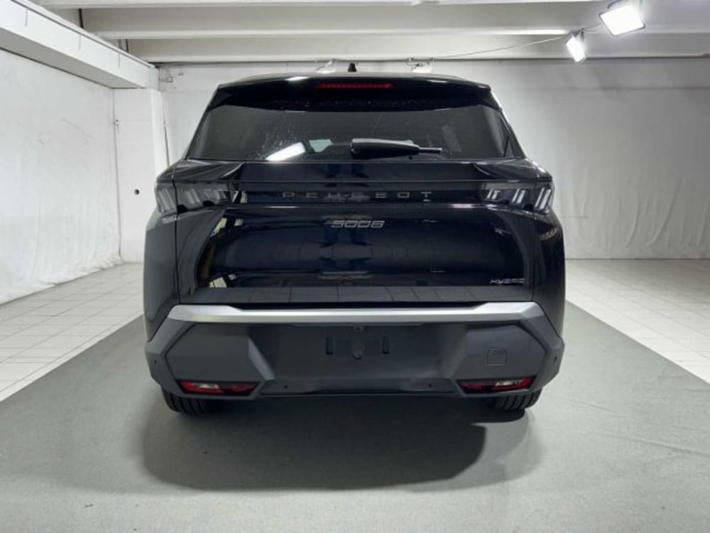 Peugeot 5008 nuova a Sondrio (4)