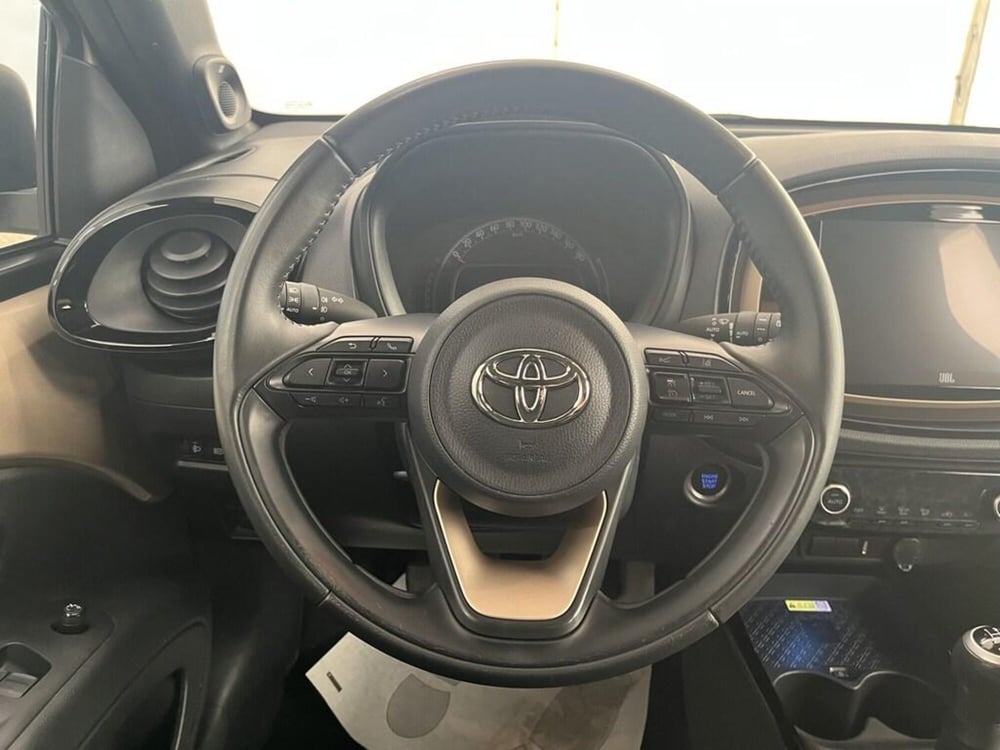 Toyota Aygo X usata a Monza e Brianza (7)