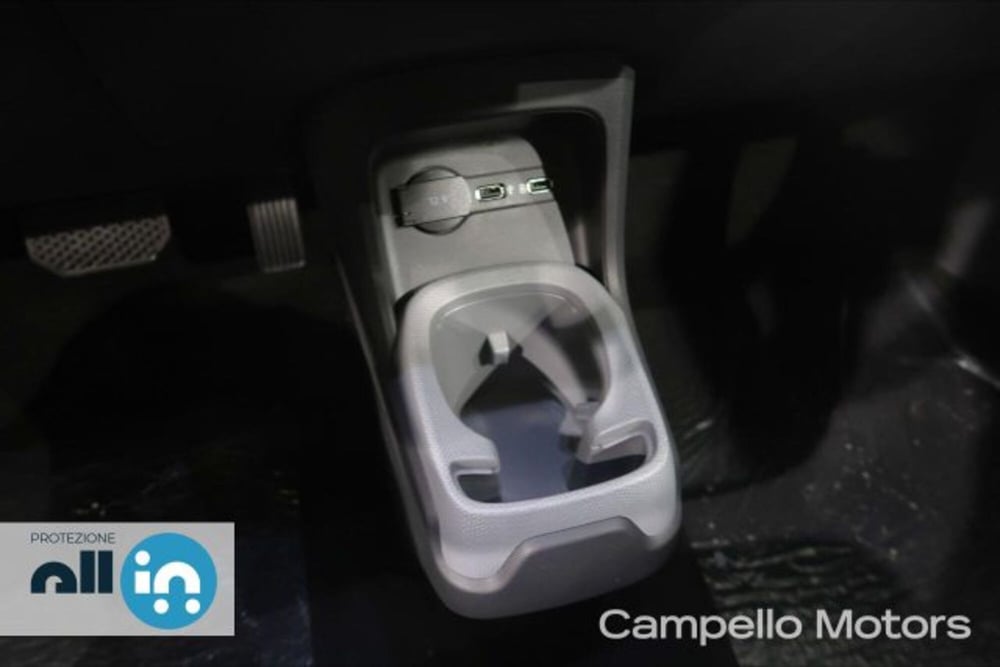 Leapmotor T03 nuova a Venezia (12)