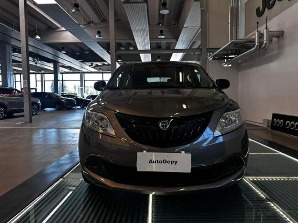 Lancia Ypsilon usata a Reggio Emilia (2)