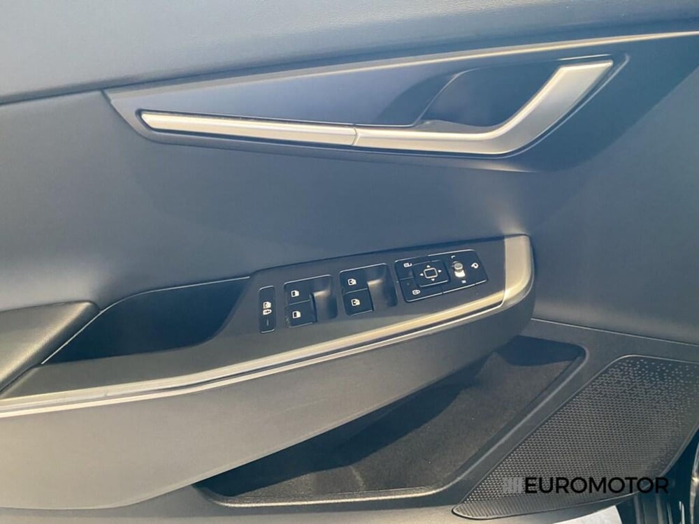 Kia EV6 usata a Bari (11)