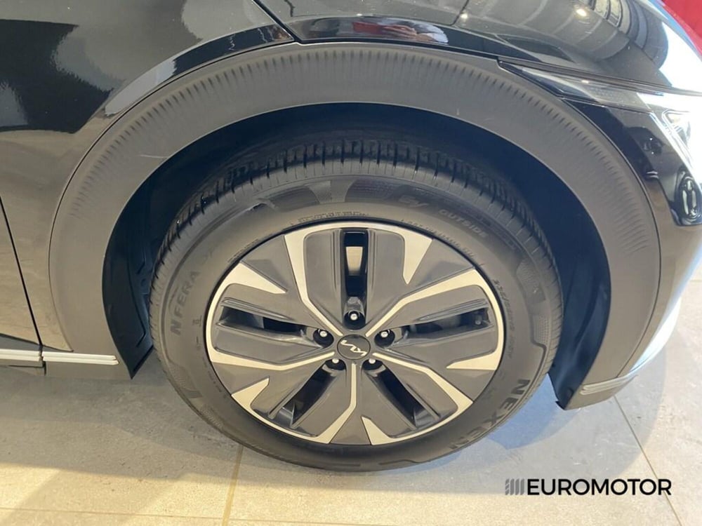 Kia EV6 usata a Bari (5)