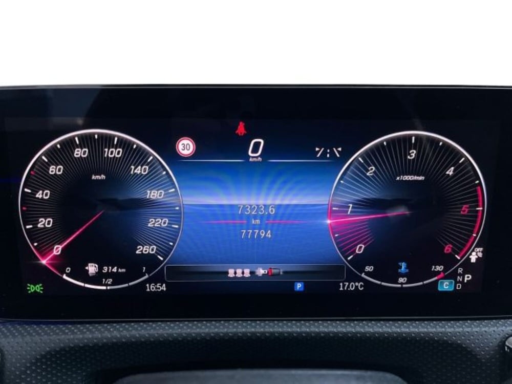 Mercedes-Benz CLA usata a Verona (8)