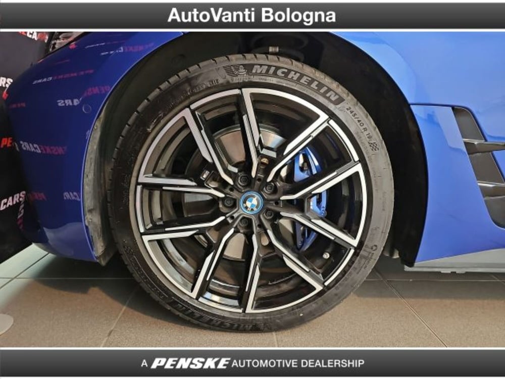 BMW i4 usata a Bologna (9)