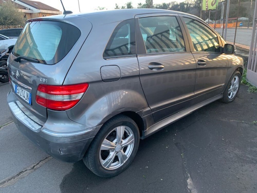 Mercedes-Benz Classe B usata a Catania (3)