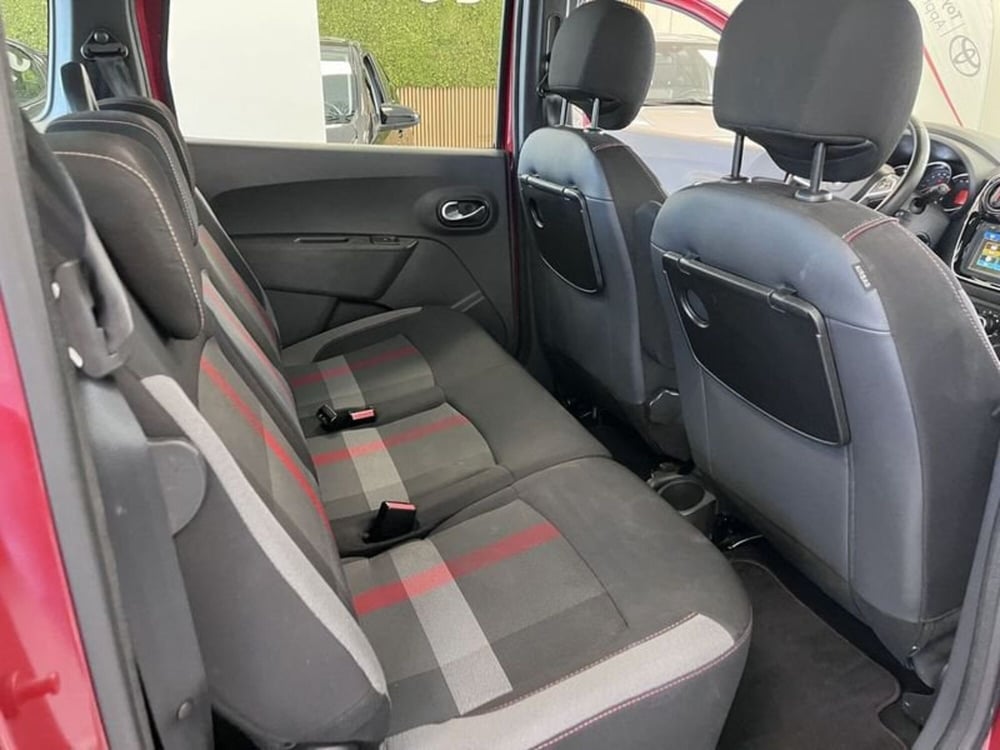 Dacia Lodgy usata a Prato (10)