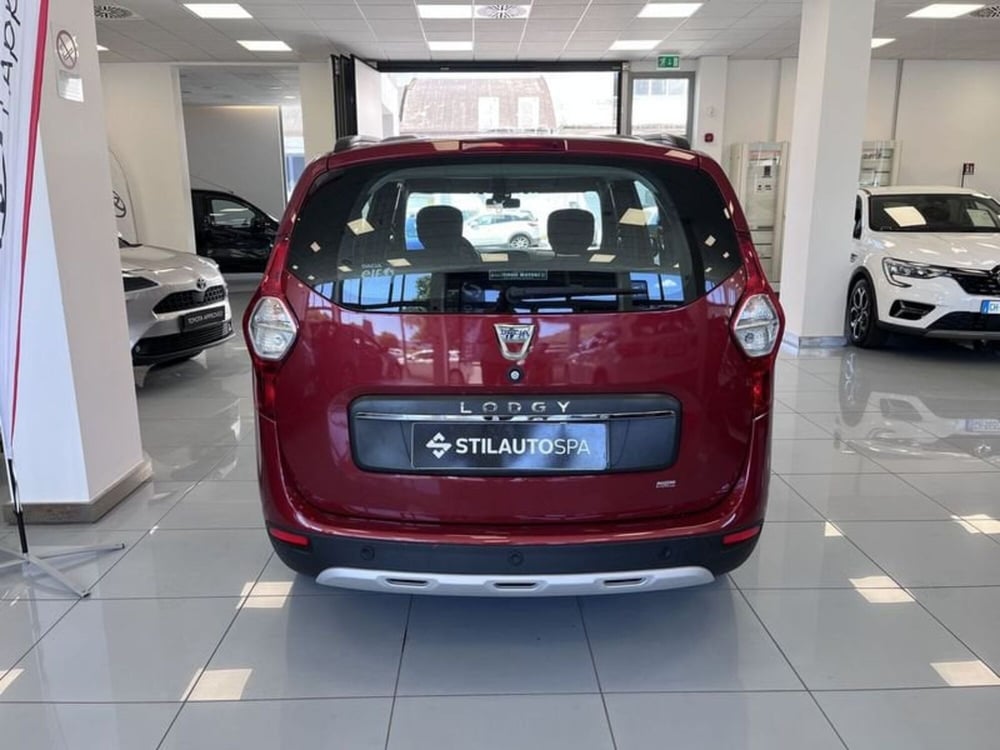 Dacia Lodgy usata a Prato (5)