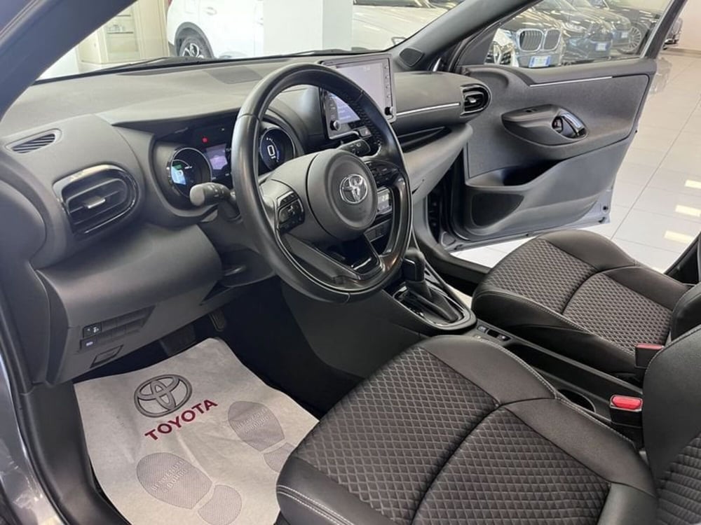 Toyota Yaris usata a Prato (7)