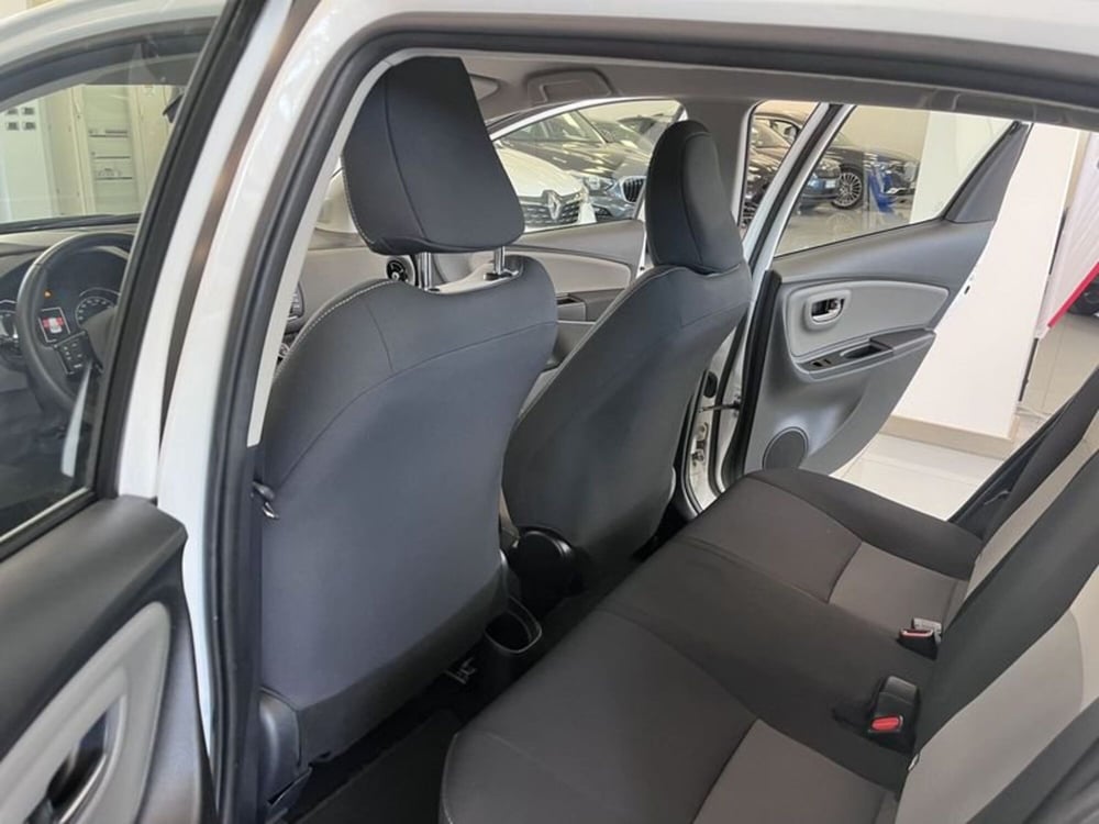 Toyota Yaris usata a Prato (10)