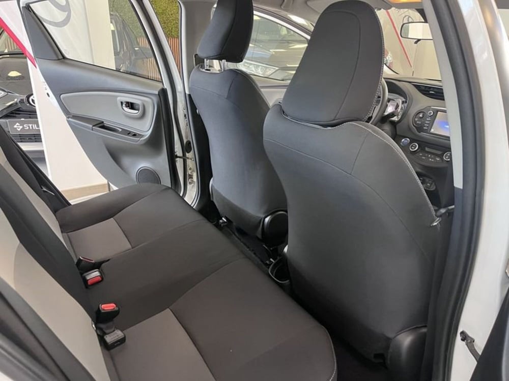 Toyota Yaris usata a Prato (9)