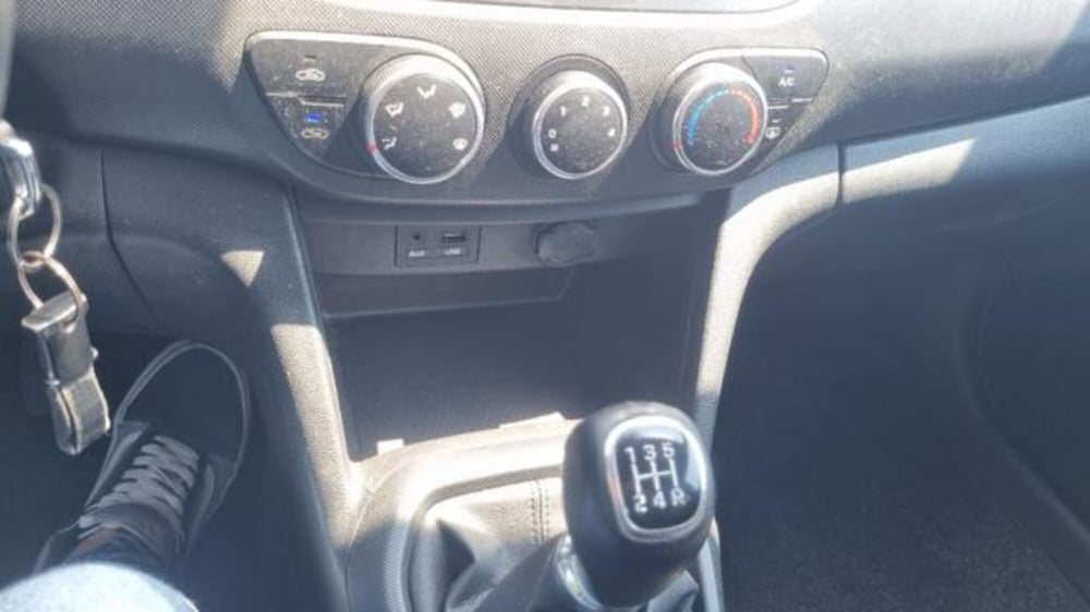 Hyundai i10 usata a Savona (6)