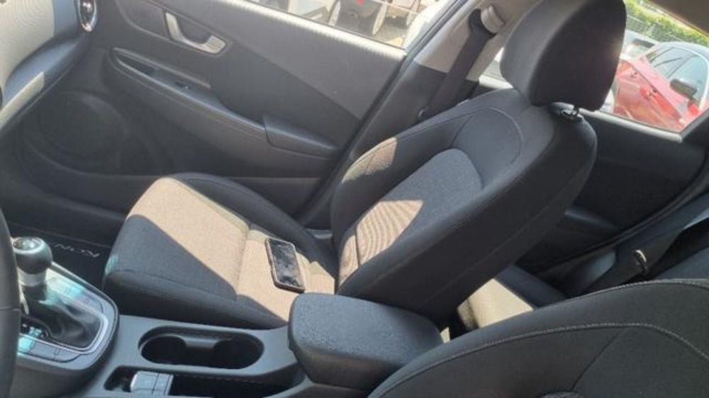 Hyundai Kona usata a Savona (13)
