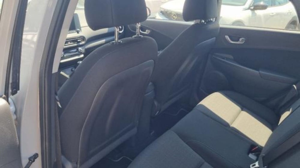Hyundai Kona usata a Savona (16)
