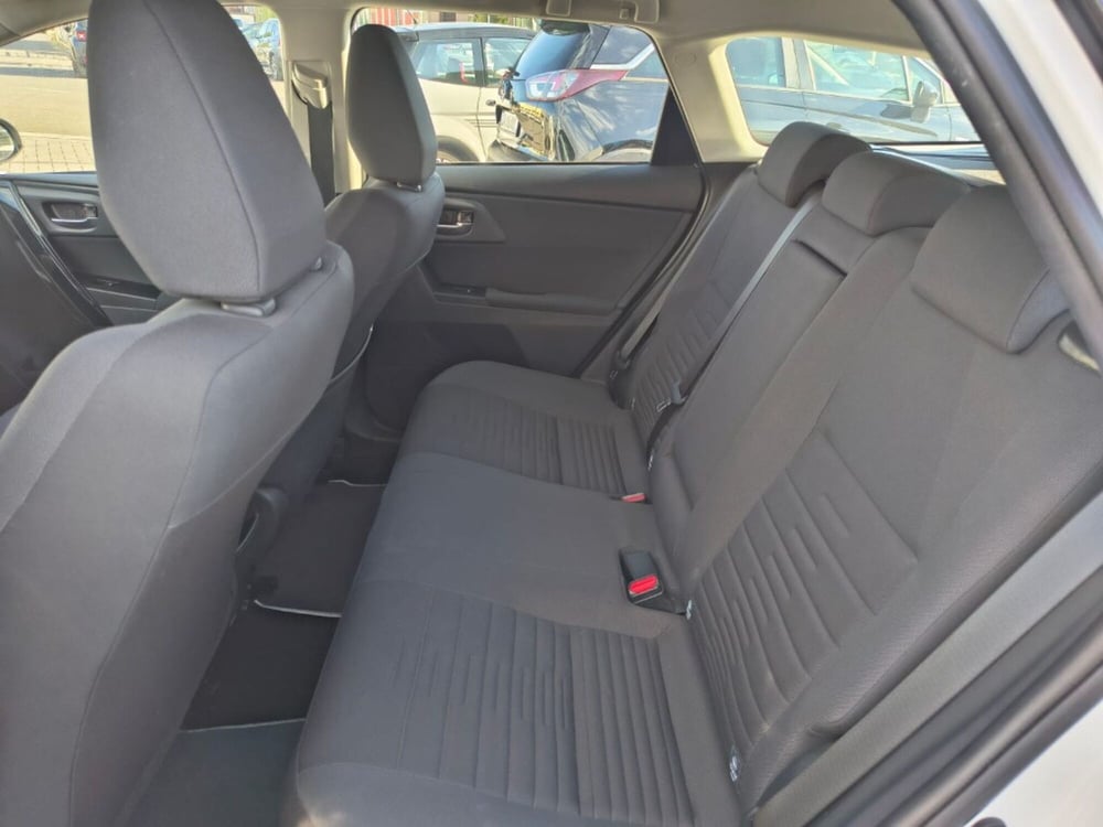 Toyota Auris Station Wagon usata a Firenze (15)