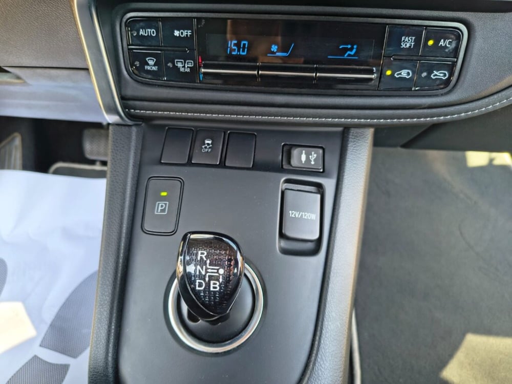 Toyota Auris Station Wagon usata a Firenze (20)