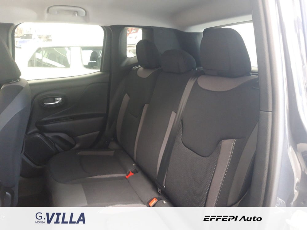 Jeep Renegade nuova a Monza e Brianza (18)