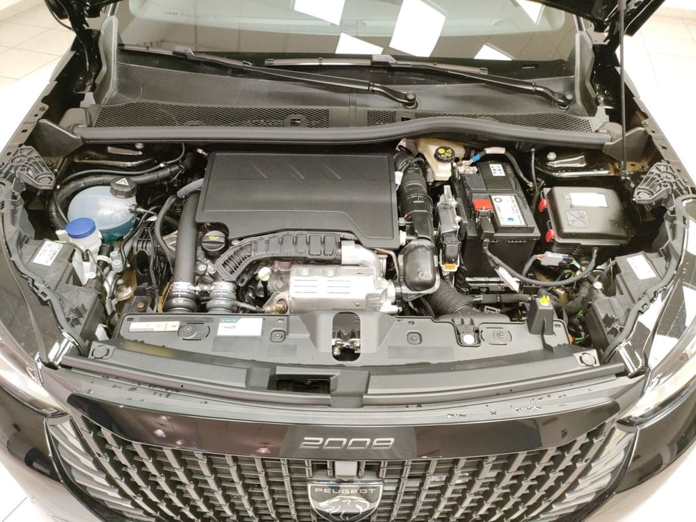 Peugeot 2008 nuova a Ascoli Piceno (10)