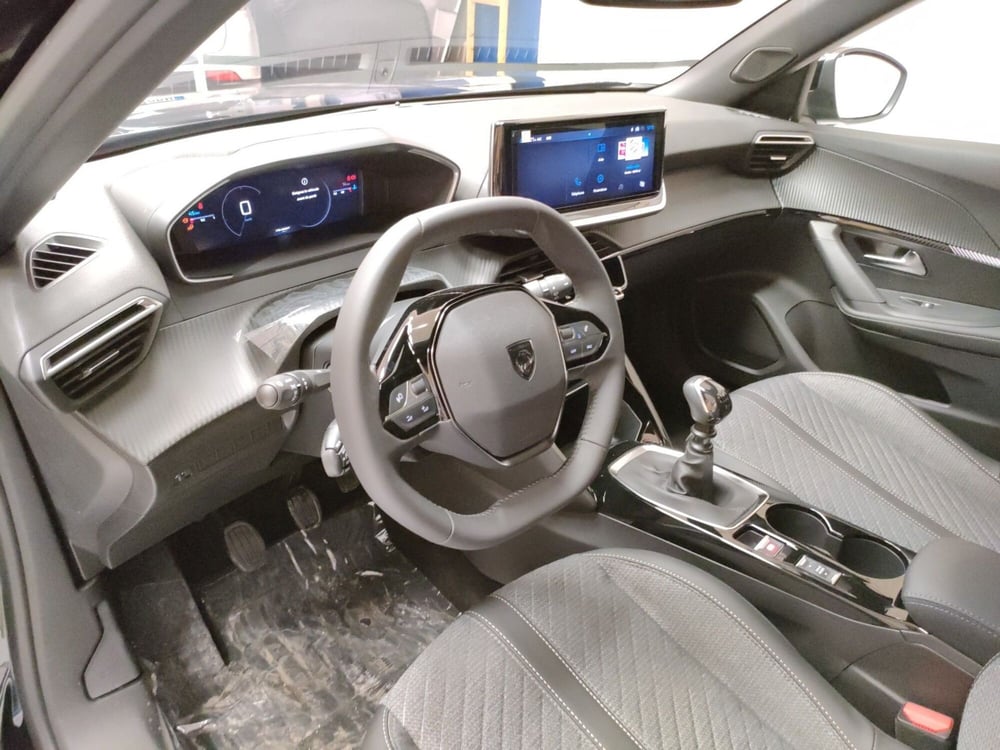 Peugeot 2008 nuova a Ascoli Piceno (11)