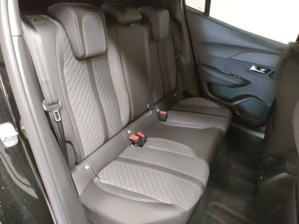 Peugeot 2008 nuova a Ascoli Piceno (14)