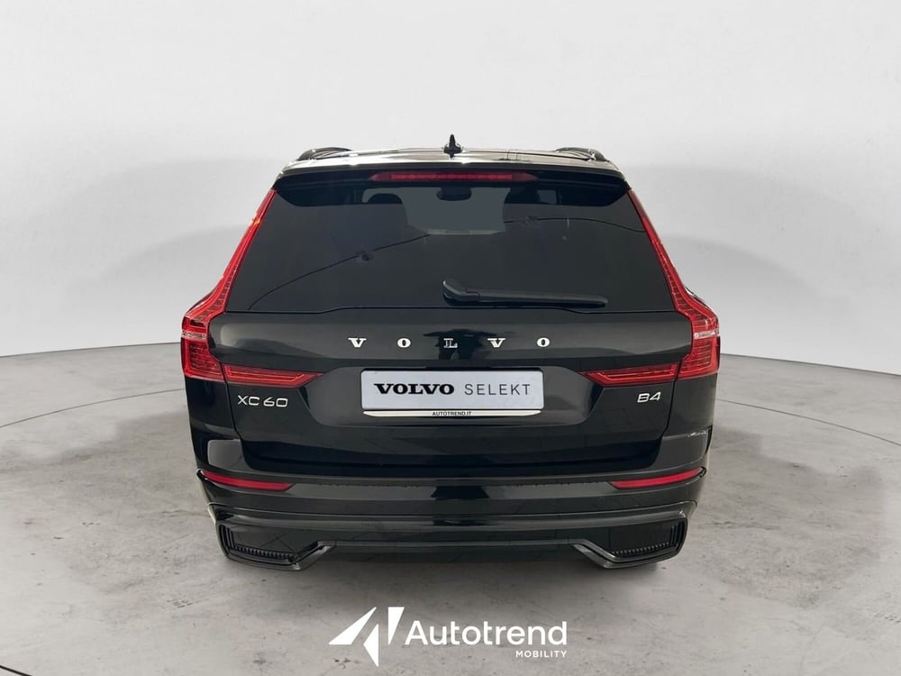 Volvo XC60 usata a Bari (4)