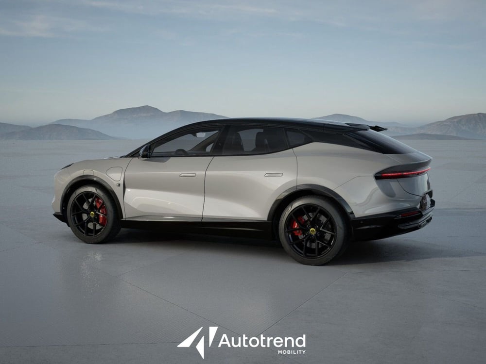 Lotus Eletre nuova a Bari (11)