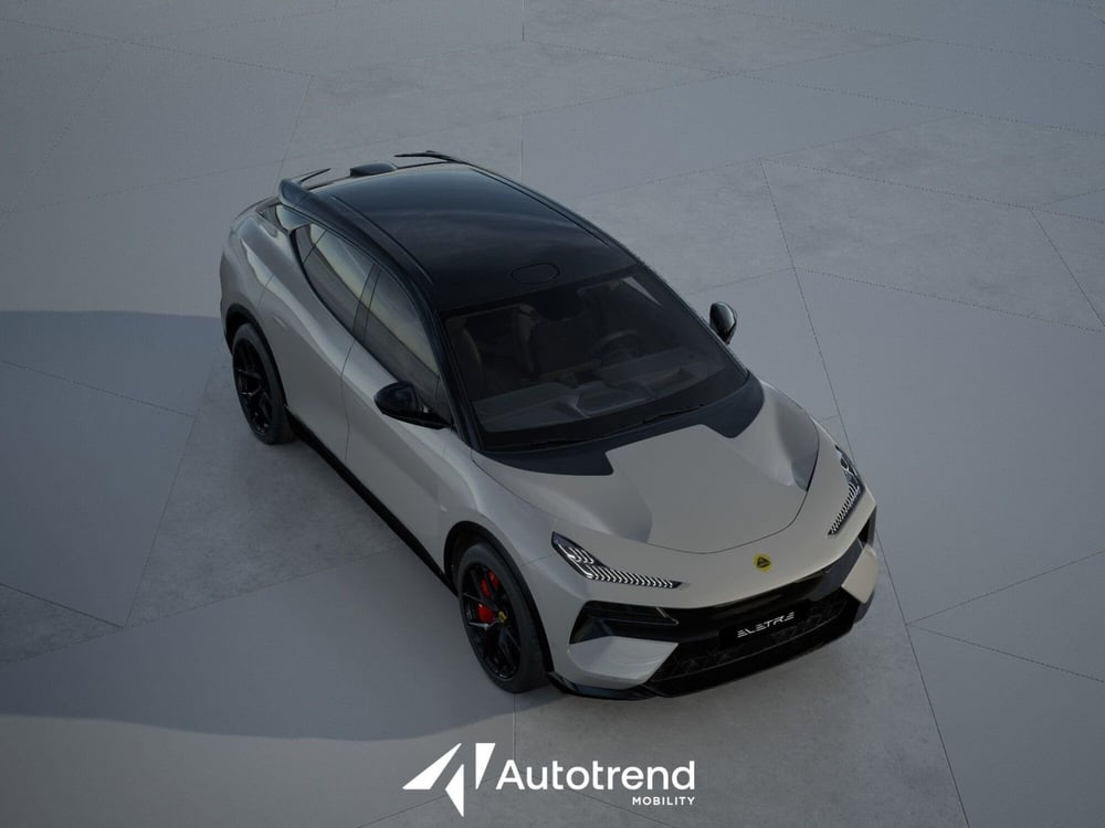Lotus Eletre nuova a Bari (4)