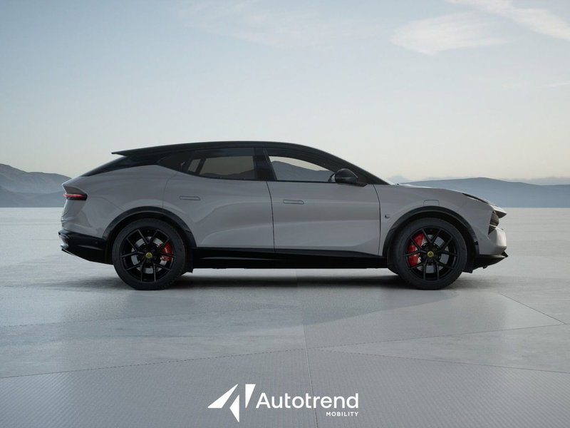 Lotus Eletre nuova a Bari (6)