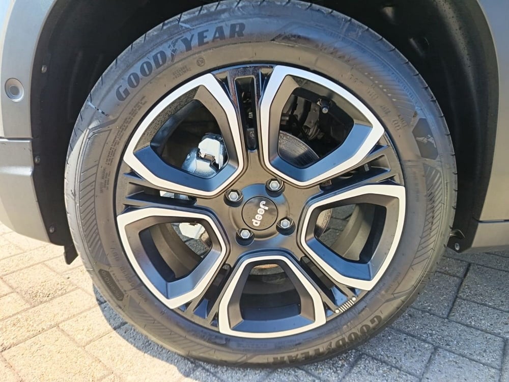 Jeep Avenger nuova a Alessandria (13)