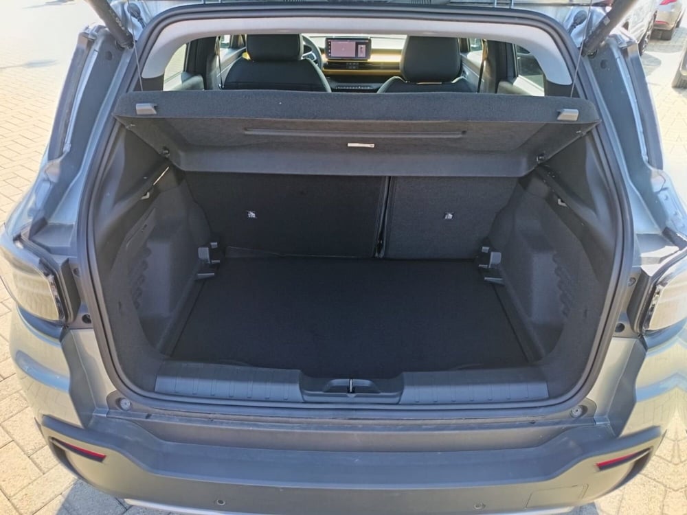Jeep Avenger nuova a Alessandria (7)