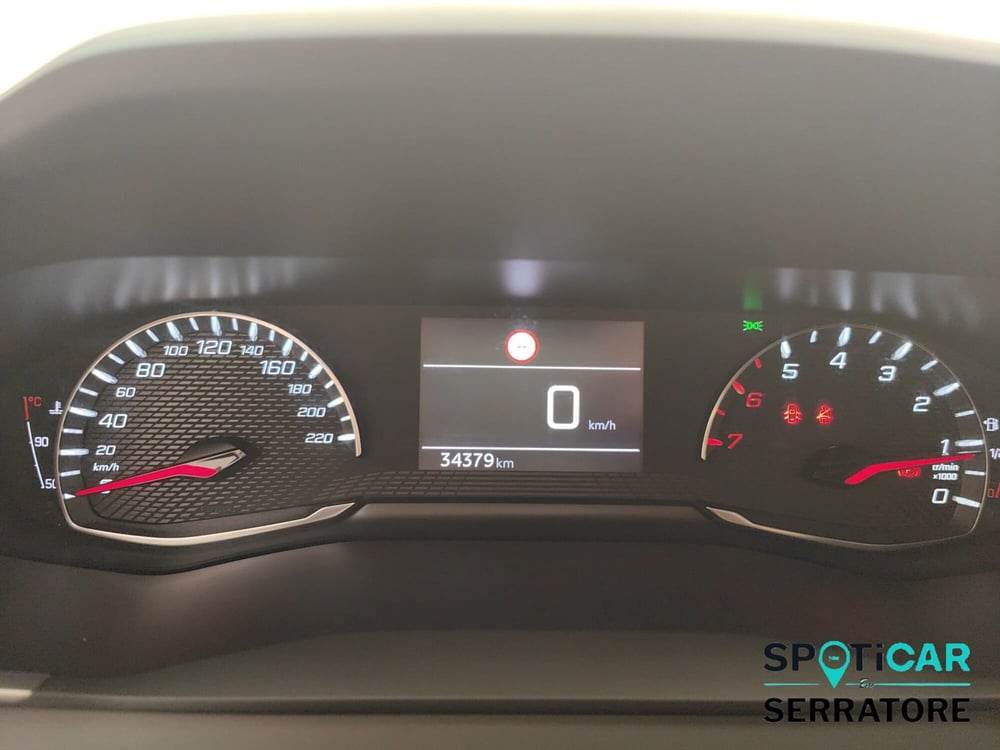 Peugeot 2008 usata a Como (9)