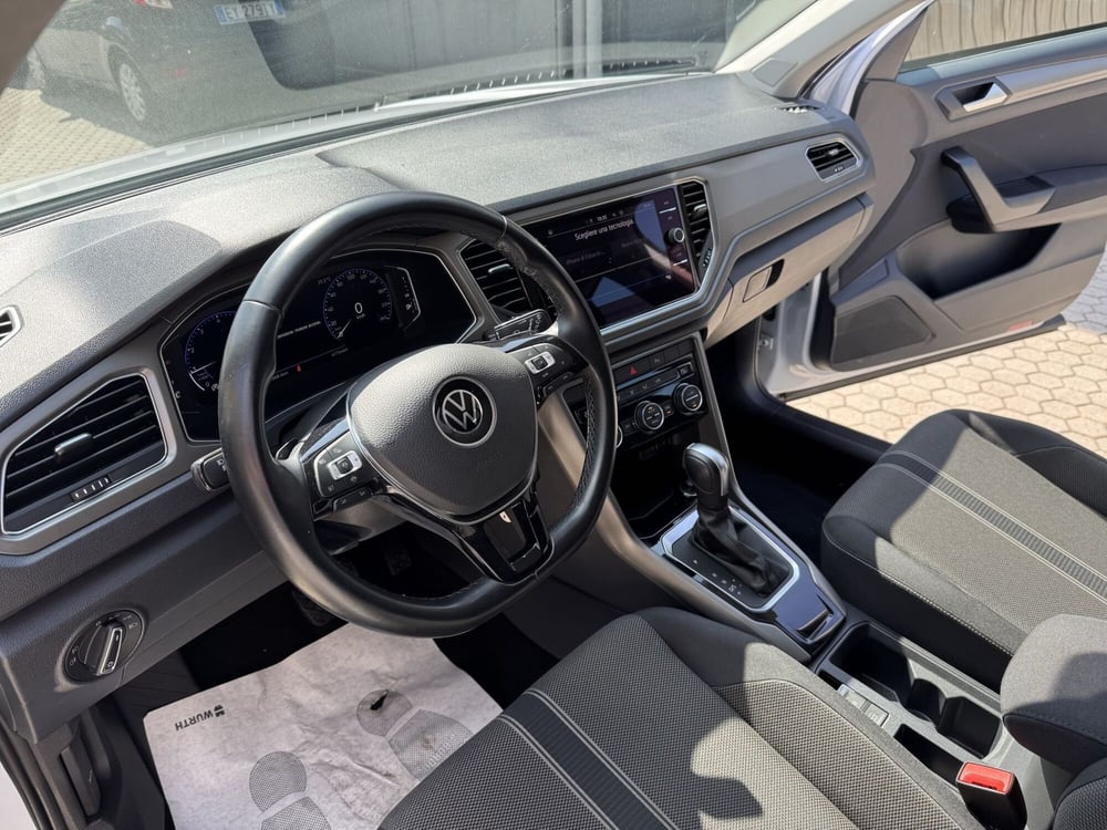 Volkswagen T-Roc usata a Como (8)