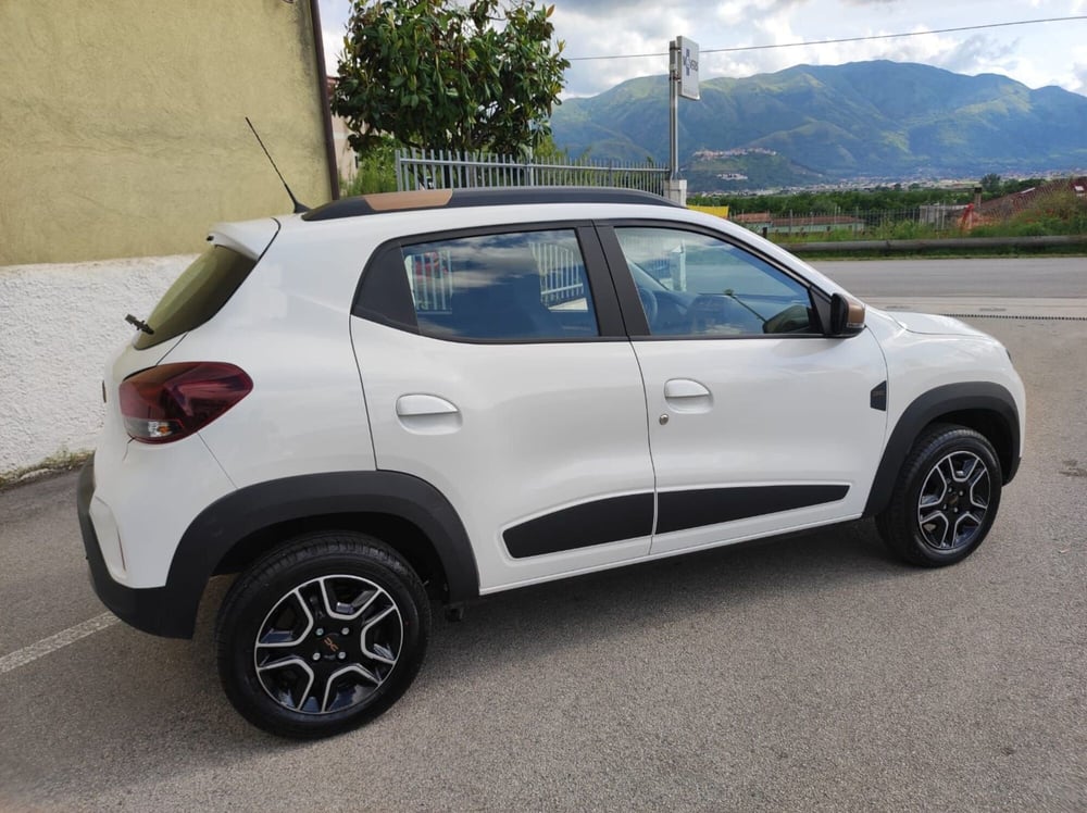 Dacia Spring usata a Salerno (10)