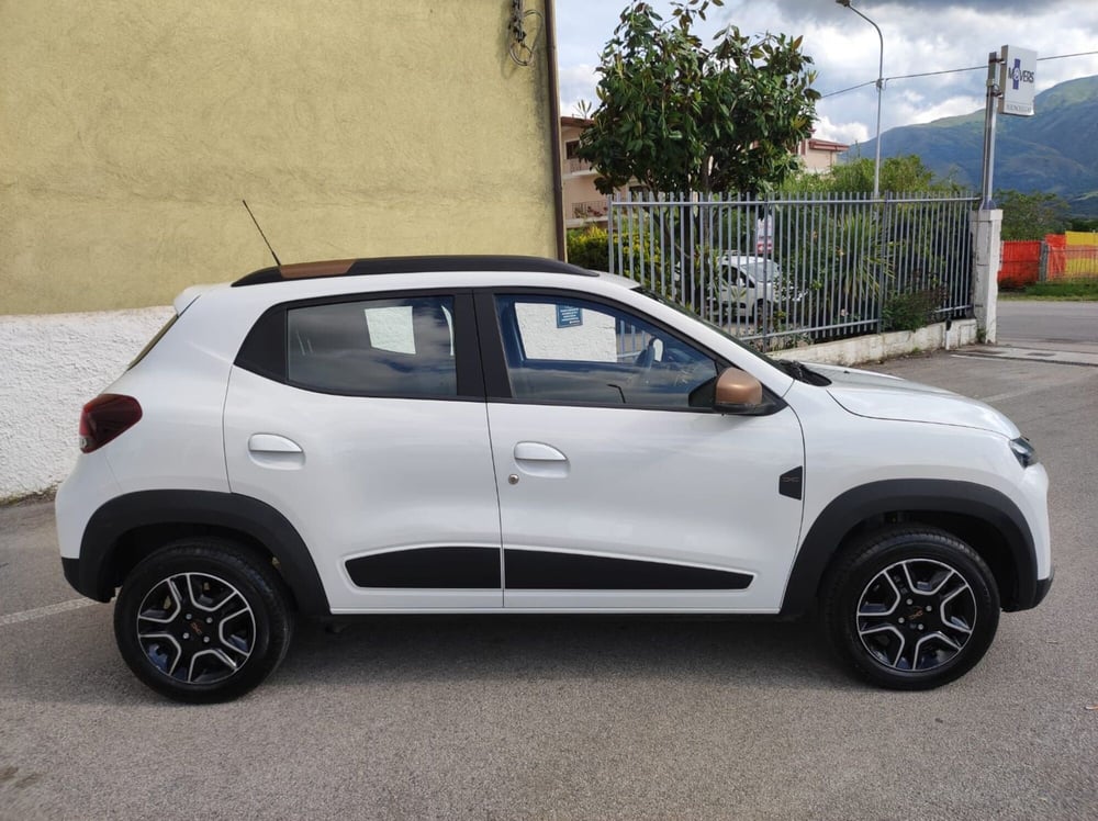 Dacia Spring usata a Salerno (7)