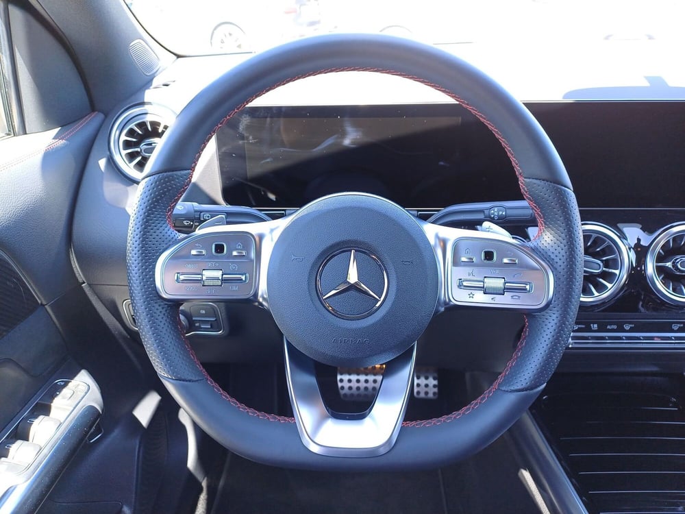 Mercedes-Benz GLA SUV usata  (15)