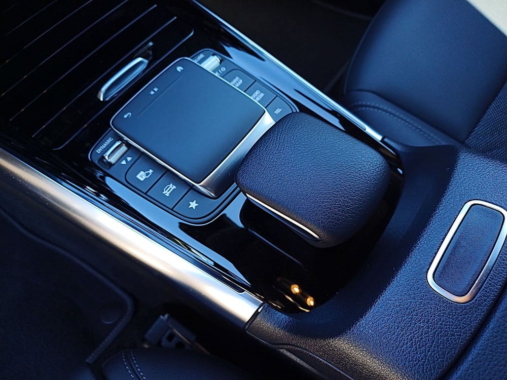 Mercedes-Benz GLA SUV usata  (9)