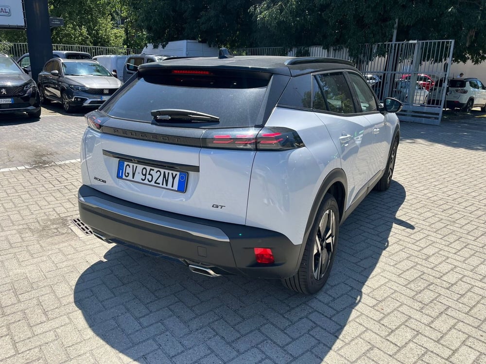 Peugeot 2008 usata a Milano (7)