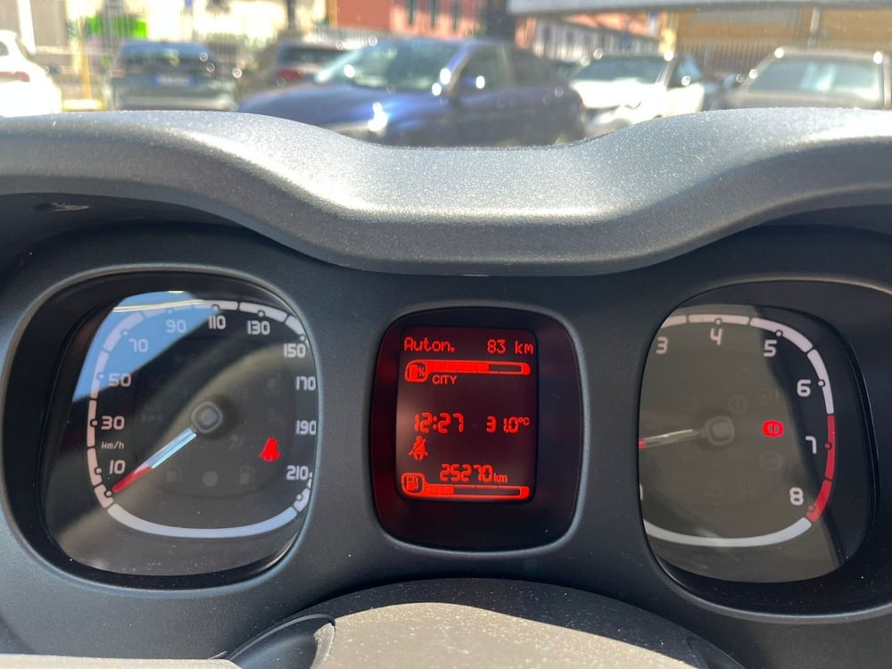 Fiat Panda Cross usata a Milano (17)