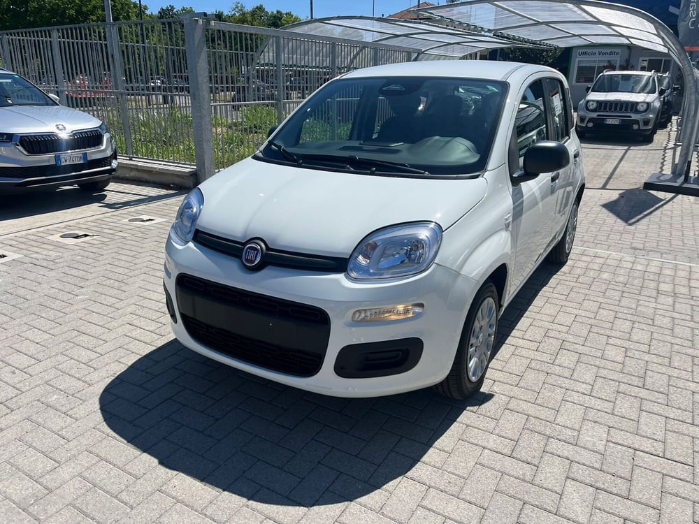 Fiat Panda Cross nuova a Milano