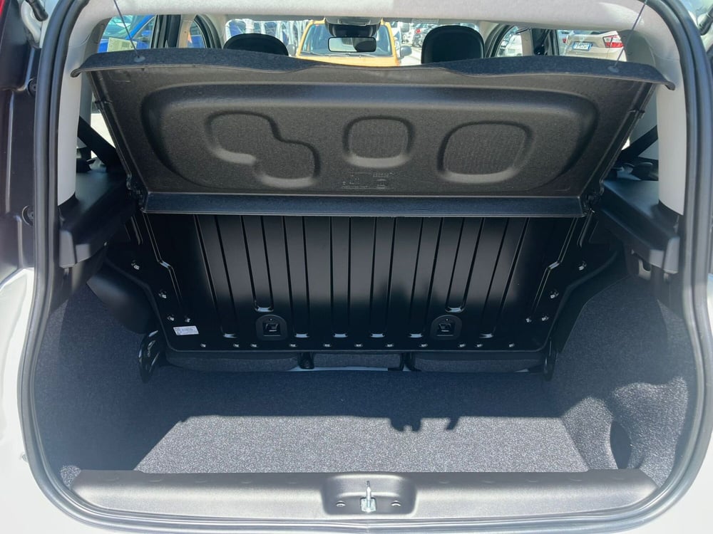 Fiat Panda Cross nuova a Milano (10)